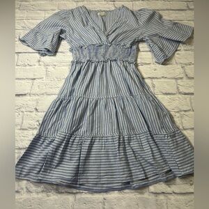 Max Studio Light Blue Striped Short Sleeve Dress. VNeck. Midi Length.